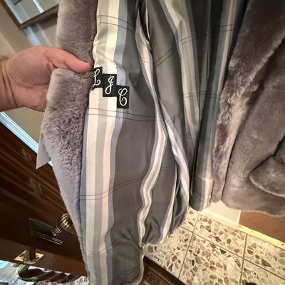 Women’s Gray Albert E. Katona Furrier Reno NV Fur Coat