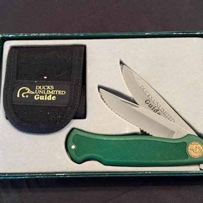 Ducks Unlimited Guide green collectible 2 blade pocket knife in box