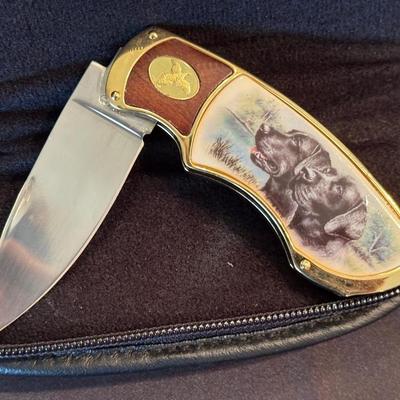 Pair of Franklin Mint collector pocket knives - w/zip up cases