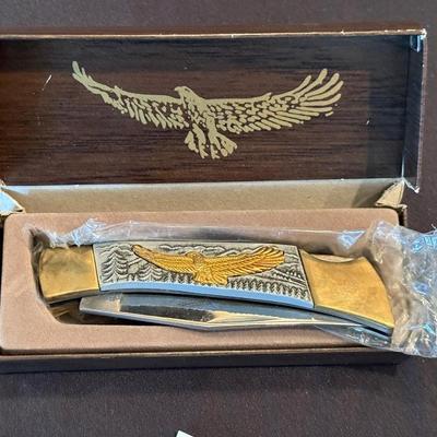 Sale Photo Thumbnail #1062: folding new knife w/box