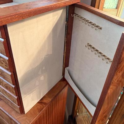 Agresti Italian Briarwood 11 drawer 4’t x 18.5”w x 14”d Jewelry Cabinet