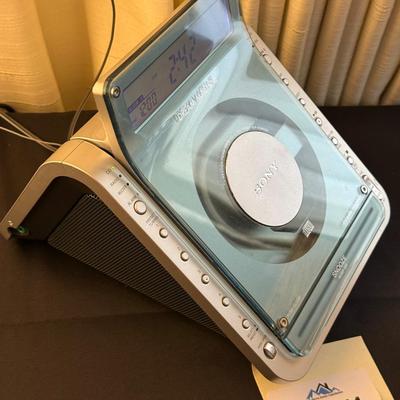 Sony Dream Machine digital clock/CD player/Radio