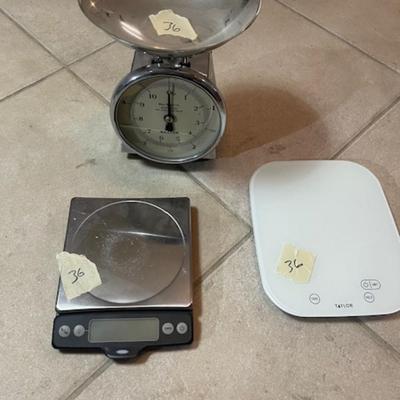 Sale Photo Thumbnail #38: 3 Kitchen Scales