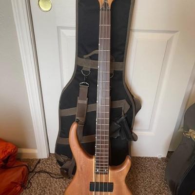 Peavey Grind Bass Guitar