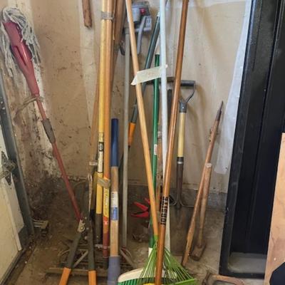 Misc hand /yard tools