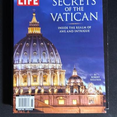 Secrets of the Vatican Book