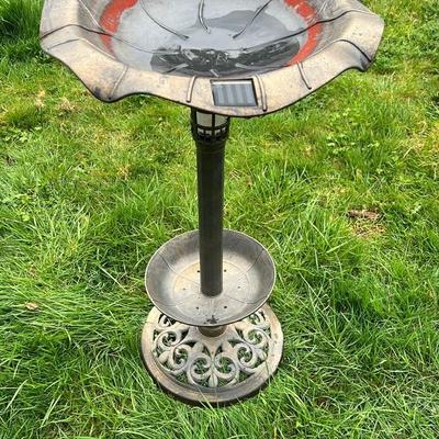 Decorative Solar Birdbath