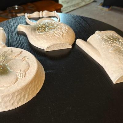 Cast Iron Mold Wall Decor Set