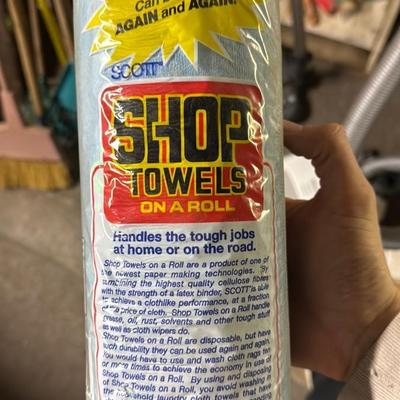 Scott Shop Towels Roll Pack