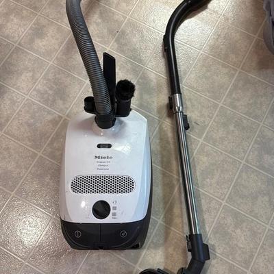 Miele Classic C1 Vacuum Cleaner