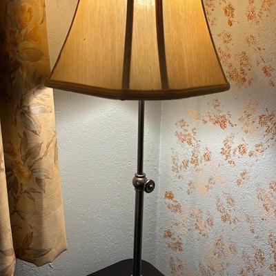 Classic Bronze Table Lamp