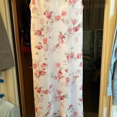 Floral Pink & White Maxi Dress