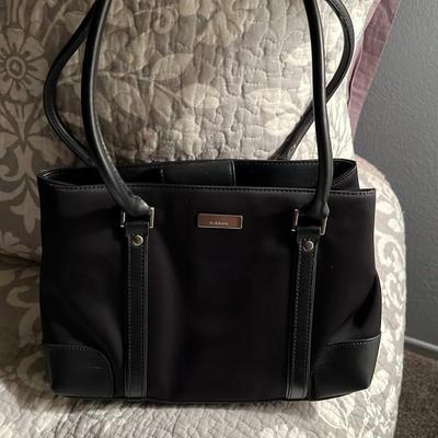 Giani Black Handbag