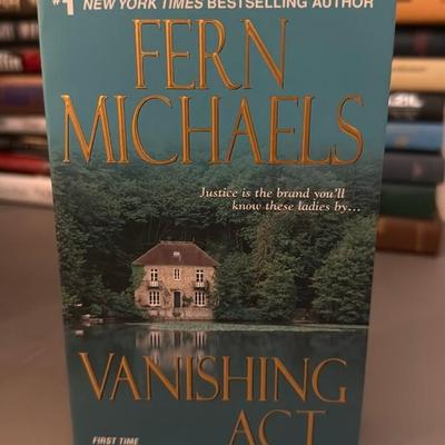 Fern Michaels Vanishing Act Book
