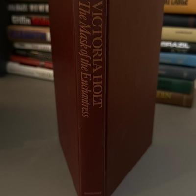 Victoria Holt Hardcover Novel