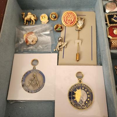 Mason Boumi Temple Tie Clips, Cuff Links, Pins, w Jewelry Box