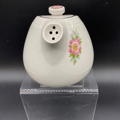 Hall's Superior Quality KItchenware Tea Pot
