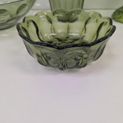 LE Smith Moon & Stars Pedestal Scalloped Shaped & Ribbed Scallop Shaped Hazel Atlas Bowl #39