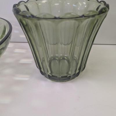 LE Smith Moon & Stars Pedestal Scalloped Shaped & Ribbed Scallop Shaped Hazel Atlas Bowl #39
