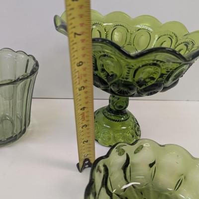 LE Smith Moon & Stars Pedestal Scalloped Shaped & Ribbed Scallop Shaped Hazel Atlas Bowl #39