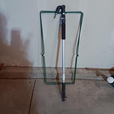 TREE LIMB CUTTER, LOPPERS, HEDGE TRIMMERS, GARDEN CLAW AND MORE