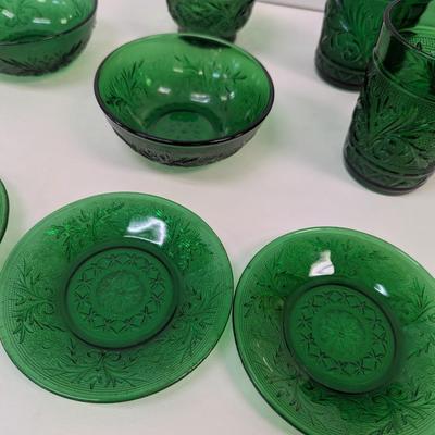 Anchor Hocking Forest Green Sandwich Plates Bowls & Glasses #41