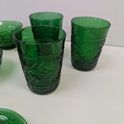 Anchor Hocking Forest Green Sandwich Plates Bowls & Glasses #41