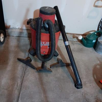CRAFTSMAN 16 GALLON SHOP VAC