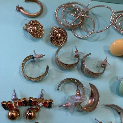 Costume Jewelry Lot