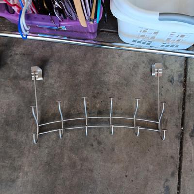 DOUBLE ROD GARMENT RACK, LAUNDRY BASKETS, COAT HANGERS AND DOOR HANGER