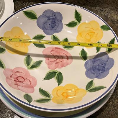 Tabletops Unlimited Flora Di Roma Pasta serving bowls