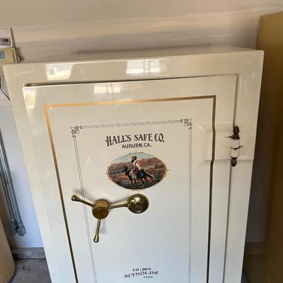 HALL'S LARGE HEATED COMBINATION SAFE
