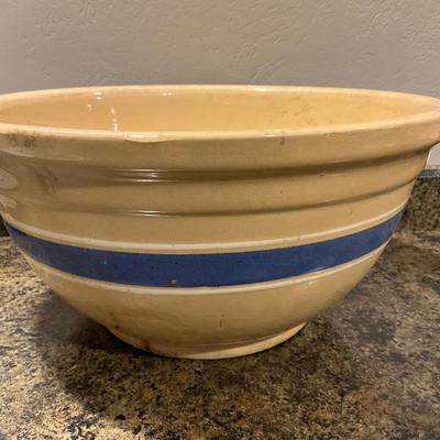 Vintage Watt 14in Yellow ware Pottery with blue/white stripe