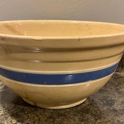 Vintage Watt 14in Yellow ware Pottery with blue/white stripe