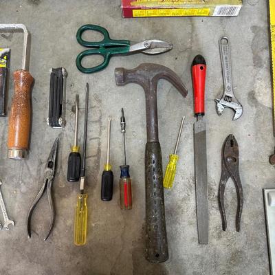 HAND TOOLS (4)