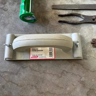 HAND TOOLS (4)