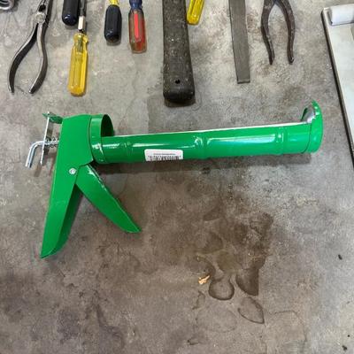 HAND TOOLS (4)