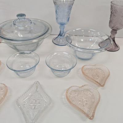 Assortment Of Vintage Depression Glass Fire King Last Supper Glasses Tiara Glass