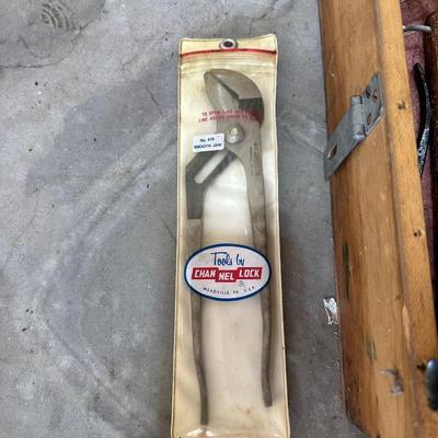 HAND TOOLS, GREASE GUN, SMALL BENCH VISE AND MORE
