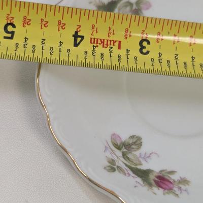 20 Pieces Of China Floral Tea Set