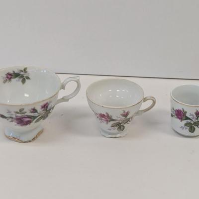 20 Pieces Of China Floral Tea Set
