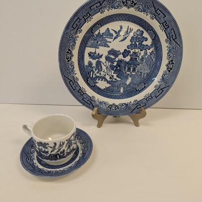 24 Pieces Of Churchill Blue Willow England Dishes Set Of 8 Choice 3