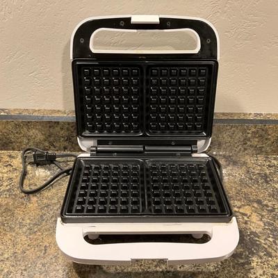 Betty Crocker Waffle Maker