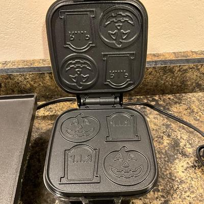 Presto Little Griddle, Dash Dog Treat Maker