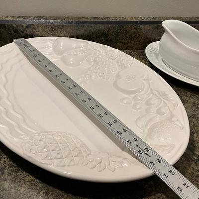 Large Serving Platter and Gravy Dish