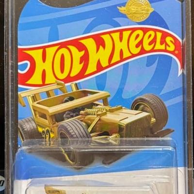 Hot Wheels Bone Speeder
