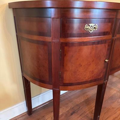 Federal Style Mahogany Sideboard