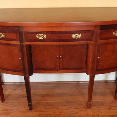 Federal Style Mahogany Sideboard