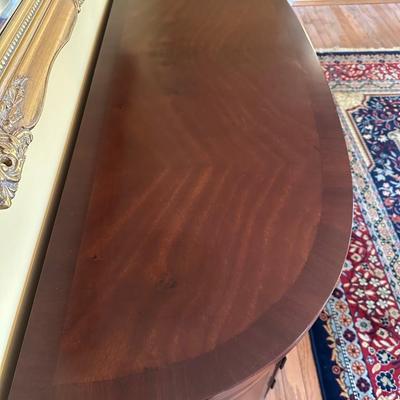 Federal Style Mahogany Sideboard