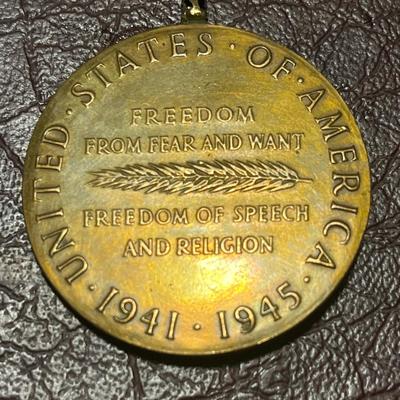 WWII 1941-1945 Medal